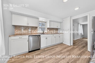 904 N Gillett St in Appleton, WI - Building Photo - Building Photo