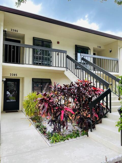 property at 3386 Lucerne Park Dr