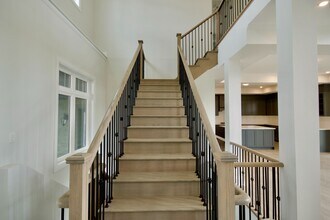 128 William Crisp Dr in Caledon, ON - Building Photo - Building Photo