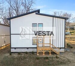 510 Deaverview Rd in Asheville, NC - Building Photo - Building Photo