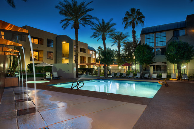 Arioso City Lofts in Phoenix, AZ - Foto de edificio - Building Photo