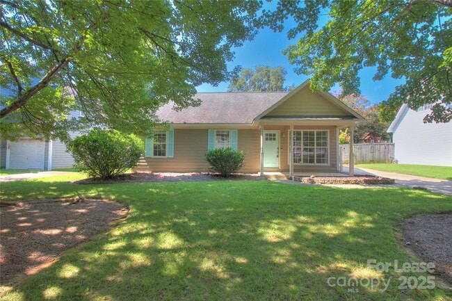 property at 216 Stratford Dr