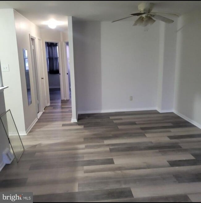 12470 Knights Rd in Philadelphia, PA - Building Photo - Building Photo