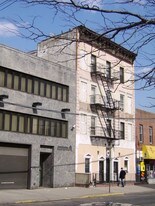 14-55 Broadway in Long Island City, NY - Building Photo