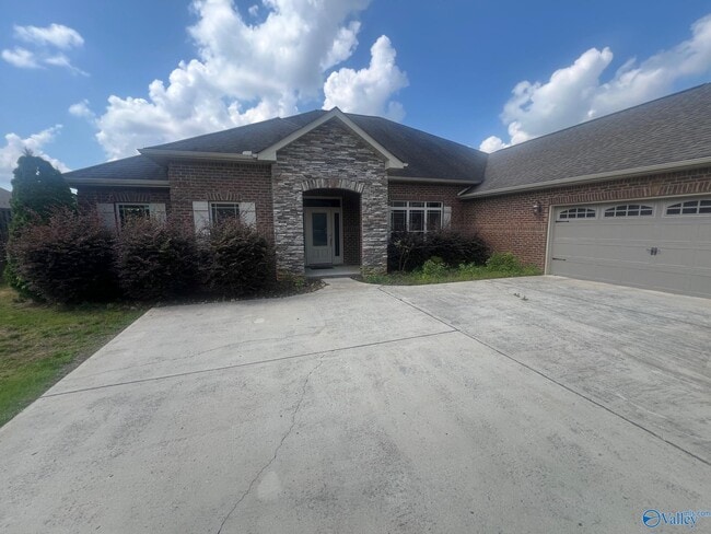 property at 104 Melbridge Dr