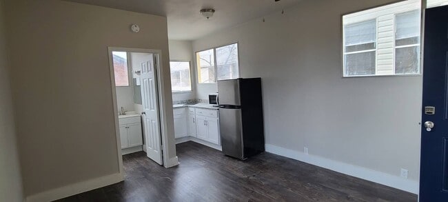 1405 Moore St in Commerce, TX - Building Photo - Building Photo