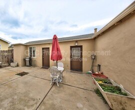 476 Cortes St in Monterey, CA - Building Photo - Building Photo