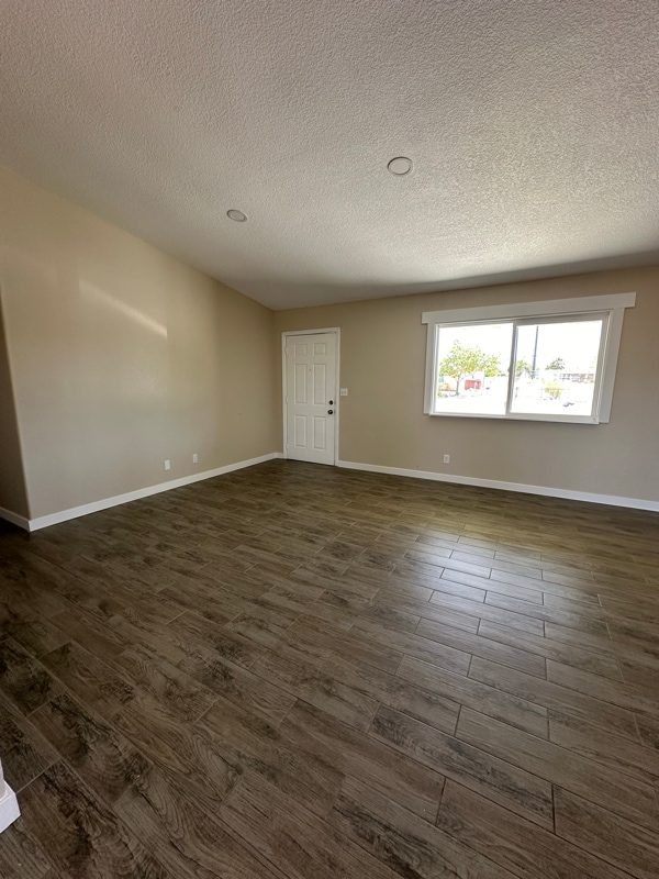 15798 Placida Rd in Victorville, CA - Building Photo - Building Photo