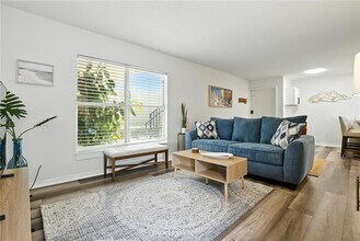 1799 N Highland Ave in Clearwater, FL - Foto de edificio - Building Photo