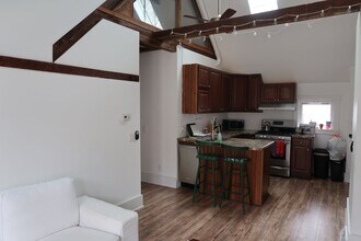 33 Delaware St in Rochester, NY - Building Photo - Building Photo
