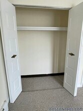 385 Massachusetts Ave, Unit 56 in Arlington, MA - Foto de edificio - Building Photo