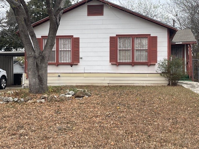 239 Lyric St in San Antonio, TX - Building Photo