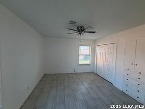 229 E Langley Blvd in Universal City, TX - Building Photo - Building Photo