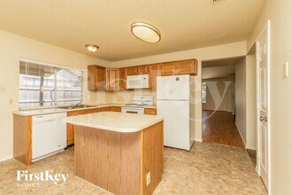 4231 Glen Ridge Dr in Arlington, TX - Building Photo - Building Photo