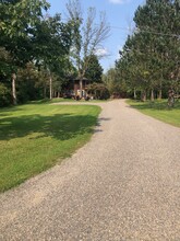 33 Armstrong Rd in Lansing, NY - Building Photo - Building Photo