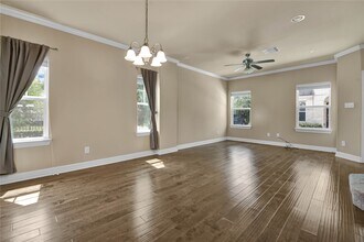 4827 Hardy St in Houston, TX - Building Photo - Building Photo