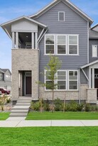 2795 Eddystone Wy in Loveland, CO - Building Photo