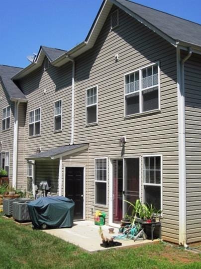 2435 N Berkshire Rd in Charlottesville, VA - Building Photo - Building Photo