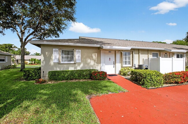 18833 Argosy Dr in Boca Raton, FL - Building Photo - Building Photo