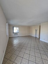 10623 Chestnut St in Los Alamitos, CA - Building Photo - Building Photo