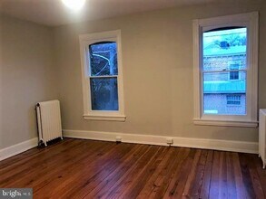 302 S Darlington St in West Chester, PA - Building Photo - Building Photo