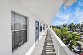 4088 Exeter in Boca Raton, FL - Building Photo - Building Photo