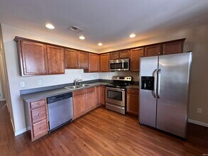 2301 W Michigan St in Evansville, IN - Building Photo - Building Photo