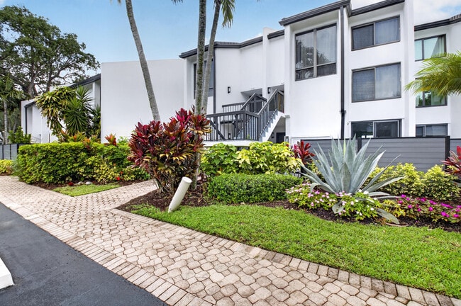 property at 3604 Bridgewood Dr