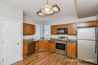 1094 Clogger Ln in Fountain, CO - Foto de edificio - Building Photo