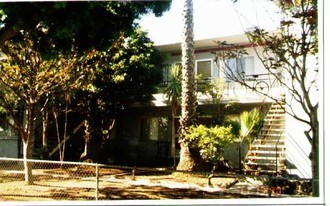 2041 Cloverfield Blvd in Santa Monica, CA - Building Photo