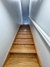 145-39 20th Ave in Queens, NY - Foto de edificio - Building Photo