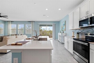 139 Aces High Ln in Davenport, FL - Building Photo - Building Photo
