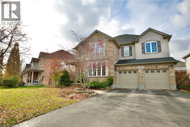property at 711 Cedar Bend Dr