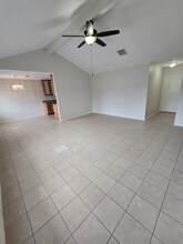 9907 Willmont Rd in La Porte, TX - Building Photo - Building Photo