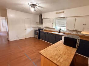 1111 S Interurban St in Anna, TX - Building Photo - Building Photo
