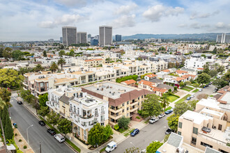 1875-1881 Kelton Ave in Los Angeles, CA - Building Photo - Building Photo