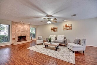 2714 Green Fields Dr in Sugar Land, TX - Building Photo - Building Photo