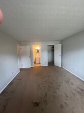 6601 Hearne Rd in Cincinnati, OH - Building Photo - Building Photo