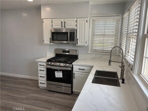 221 N 18th St, Unit A302 in Montebello, CA - Building Photo - Building Photo