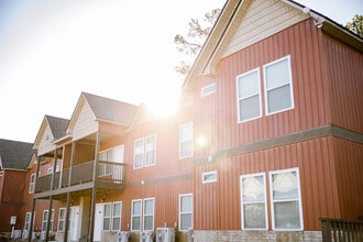 Platform Cairo in Cairo, GA - Foto de edificio - Building Photo