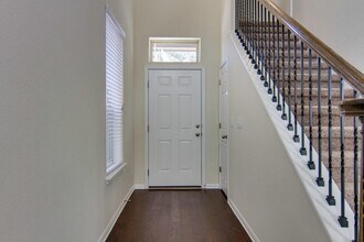 3240 E Whitestone Blvd in Cedar Park, TX - Building Photo - Building Photo