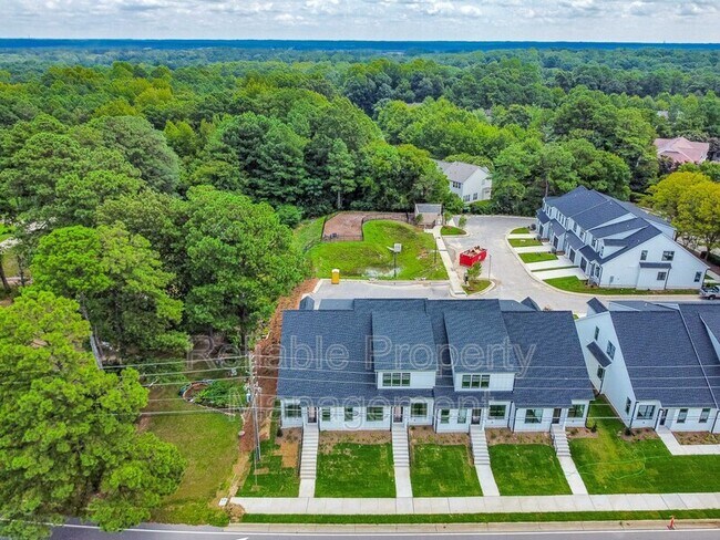 6104 Fox Rd in Raleigh, NC - Building Photo - Building Photo
