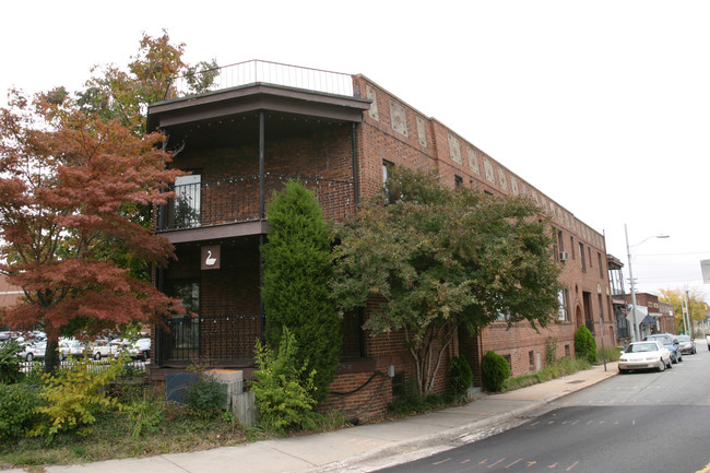 201 Summit Ave in Greensboro, NC - Building Photo - Building Photo