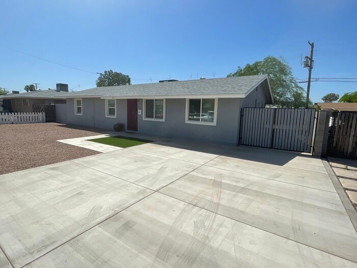 2021 E 10th St in Tempe, AZ - Building Photo
