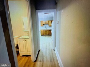 336 Barclay St in Burlington, NJ - Building Photo - Building Photo