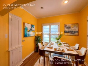2239 W Mistletoe Ave in San Antonio, TX - Building Photo - Building Photo