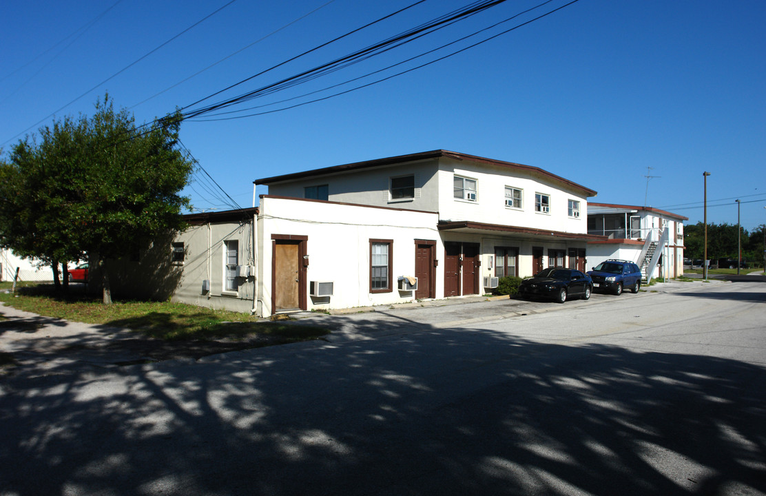 7380 63rd St N in Pinellas Park, FL - Building Photo