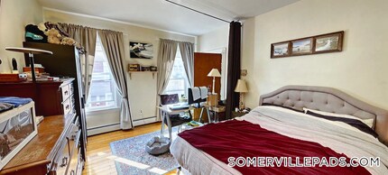 3 Calvin St, Unit 2 in Somerville, MA - Building Photo - Building Photo