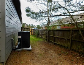 150 Varsity Cir in Huntsville, TX - Building Photo - Building Photo
