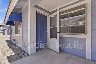 5355 Rod Ct in Las Vegas, NV - Building Photo - Building Photo